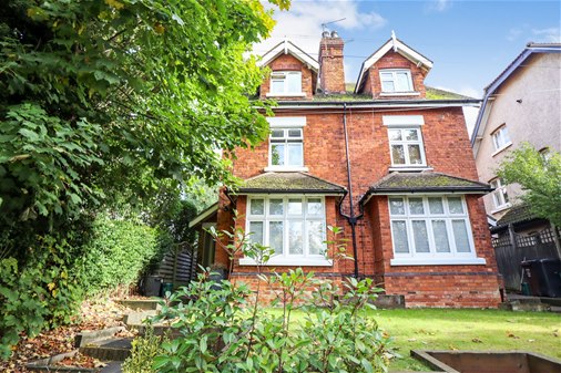 Carlton Road, Harpenden, AL5 4SX